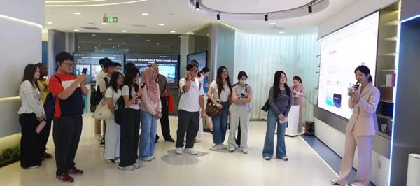 6a23ea6fdce73.jpg 6a23d34b2dd52.jpg