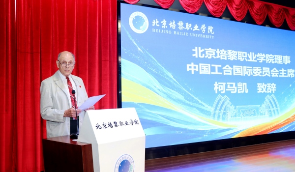 6a3398ade475c.jpg 2.jpg