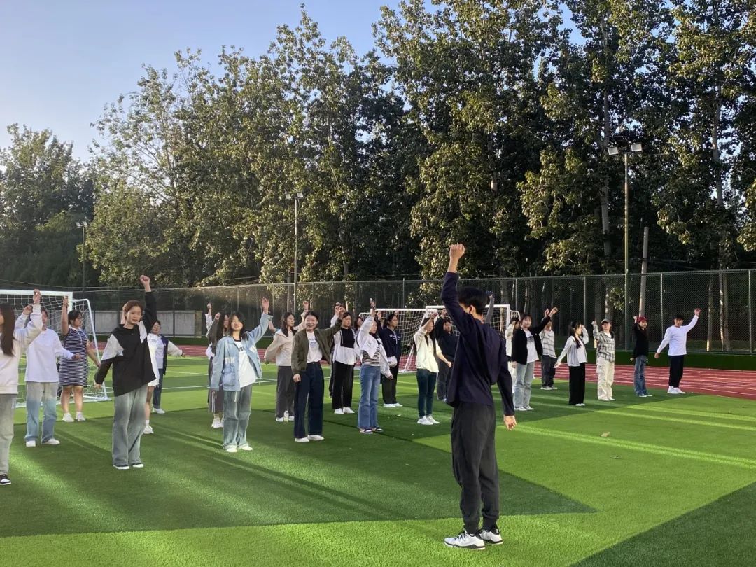 外语系，双语幼教系素质拓展活动